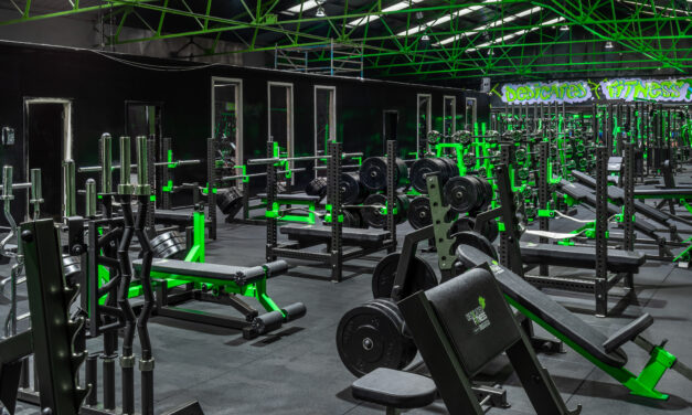 INSIDE DEDICATED FITNESS XL GYM LIVERPOOL